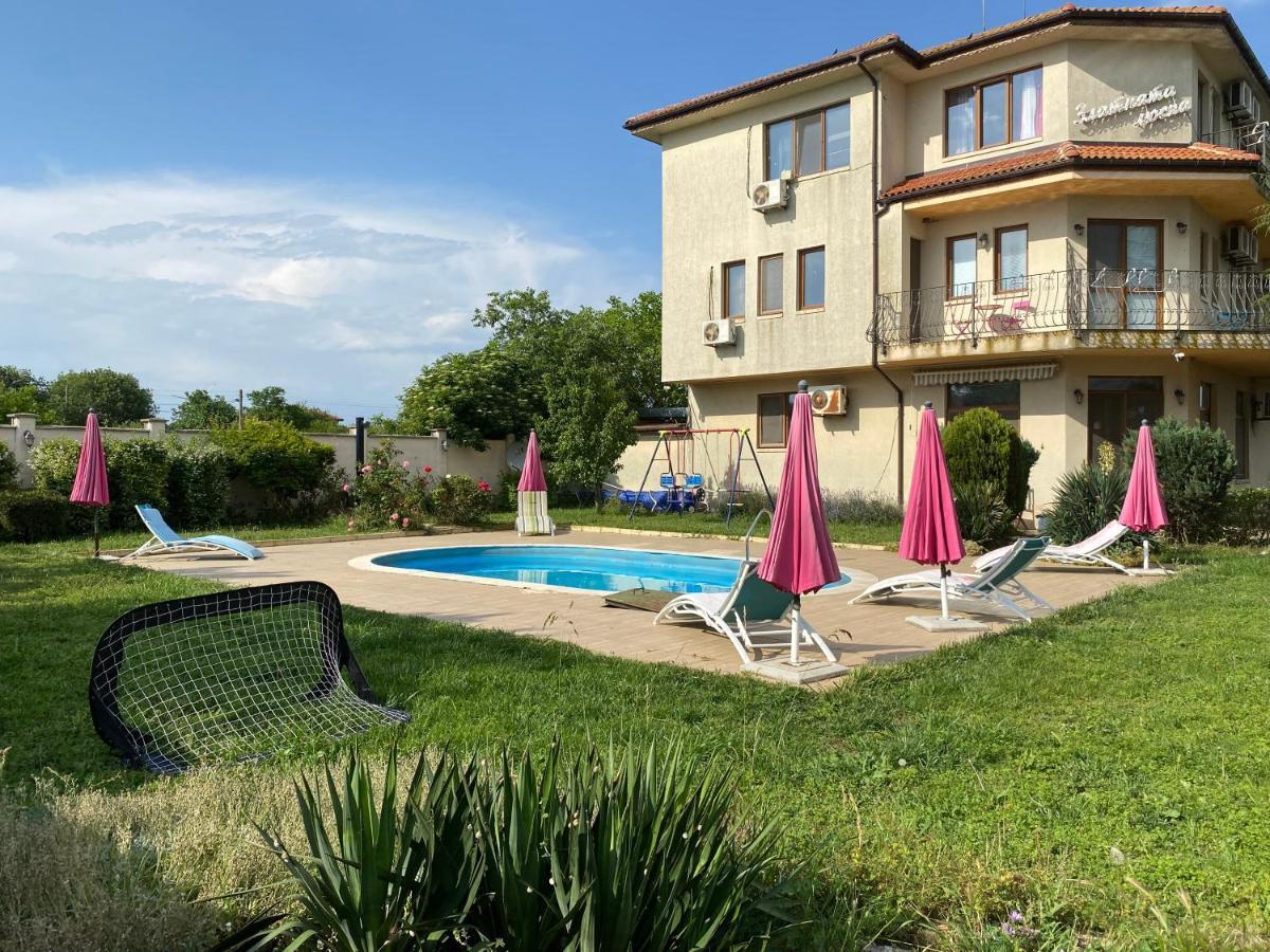 Guest House Golden Flake 4Km From Bolata Beach Bŭlgarevo Exteriör bild