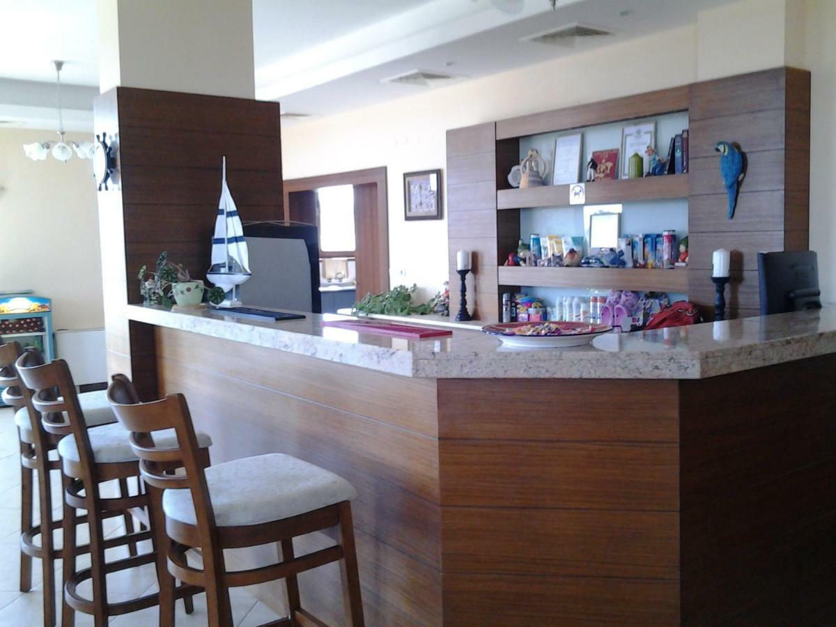 Guest House Golden Flake 4Km From Bolata Beach Bŭlgarevo Exteriör bild