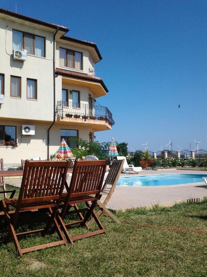Guest House Golden Flake 4Km From Bolata Beach Bŭlgarevo Exteriör bild